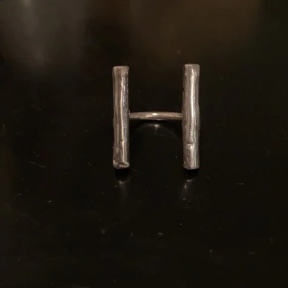 Silver Statement Ring - Picture 2 of 4